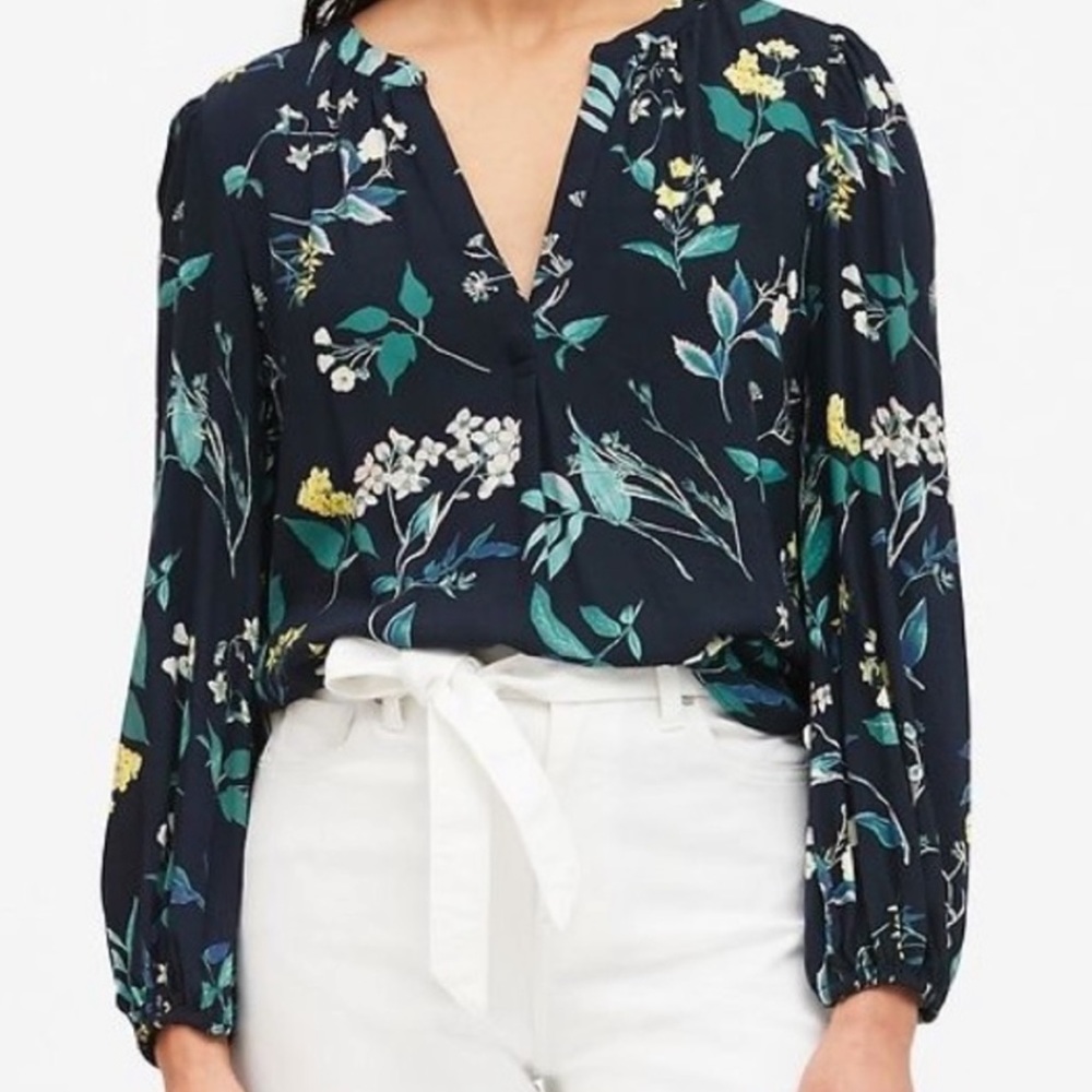 Banana Republic ECOVERO Puff-Sleeve Blouse